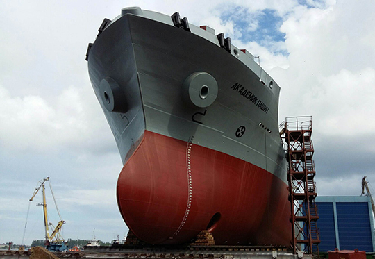 Средний морской танкер-снабженец «Академик Пашин»